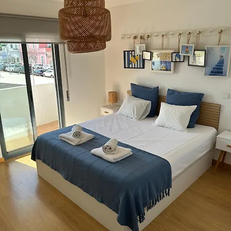 2 Minutes To Island Ferry, Pool, Private Parking *